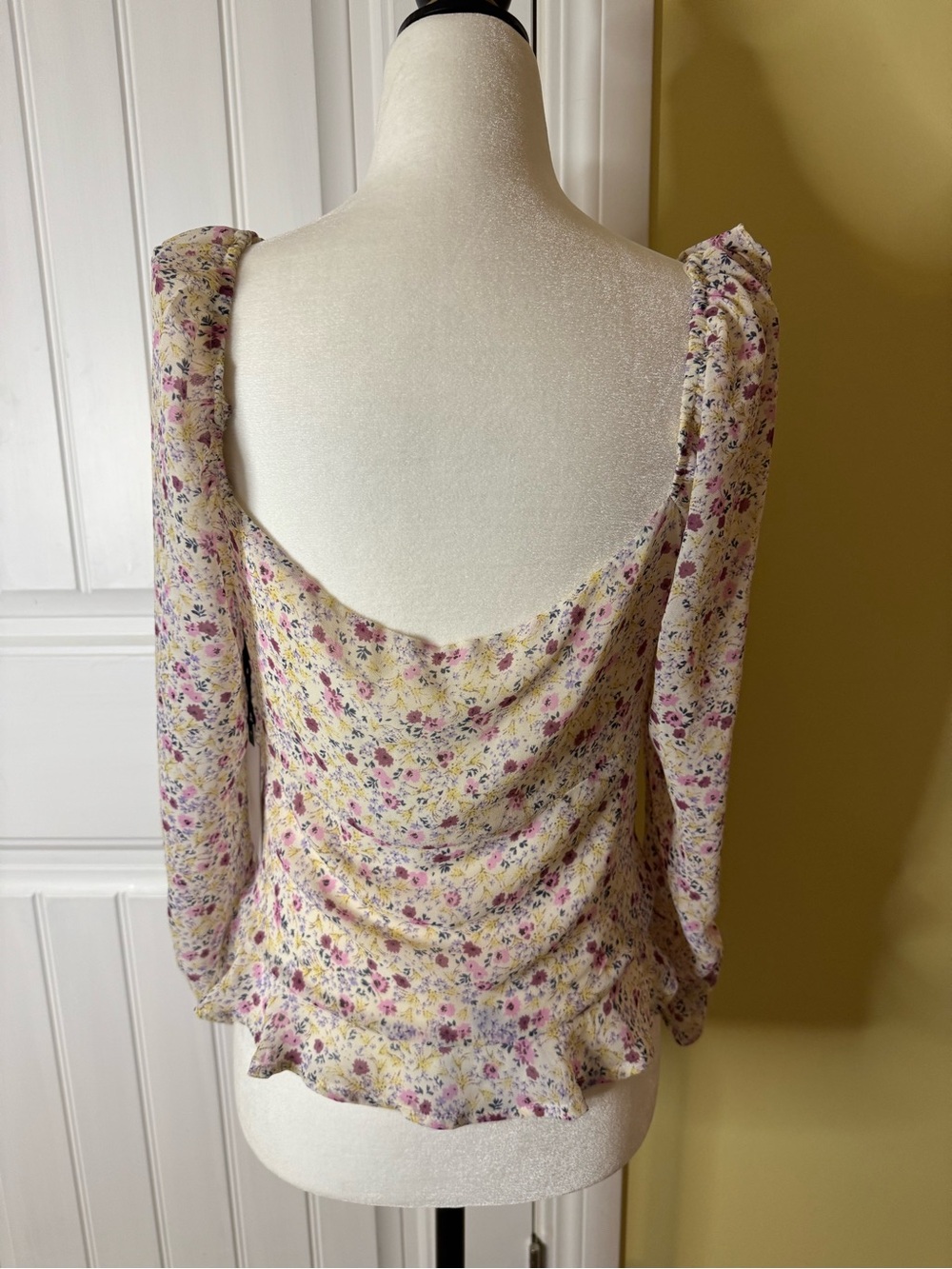 ASTR blouse - Picture 6 of 9